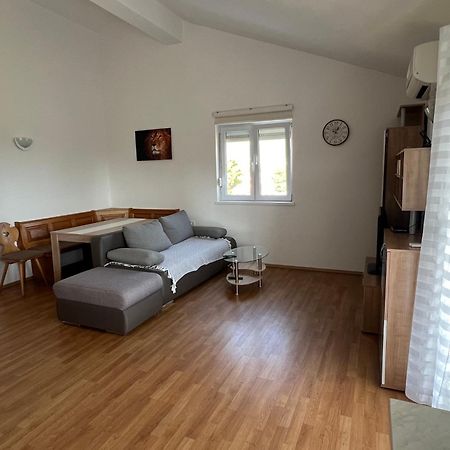 Seaview Apartments Lagetar Kastel Novi Luaran gambar