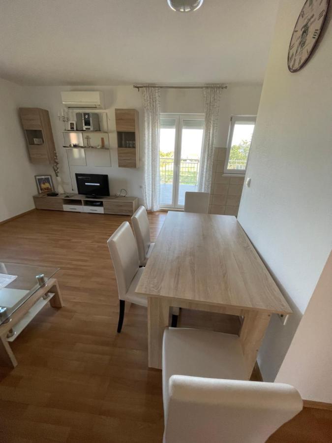 Seaview Apartments Lagetar Kastel Novi Luaran gambar